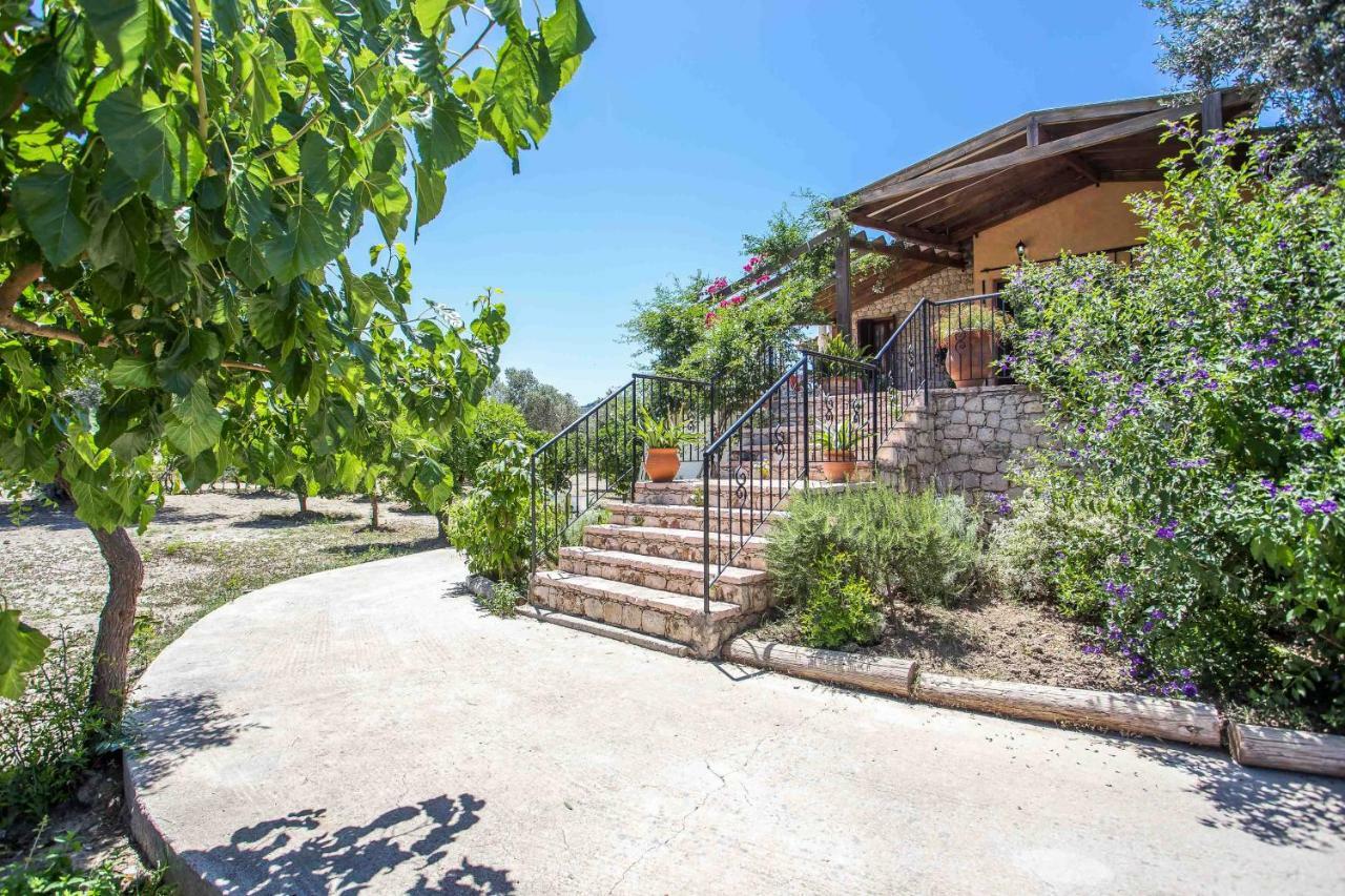 Villa Sunny Countryside - With Private Pool *